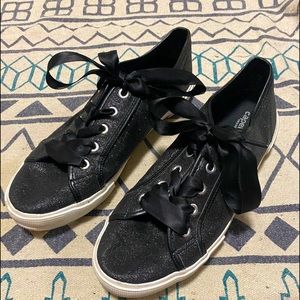 Women’s shoes